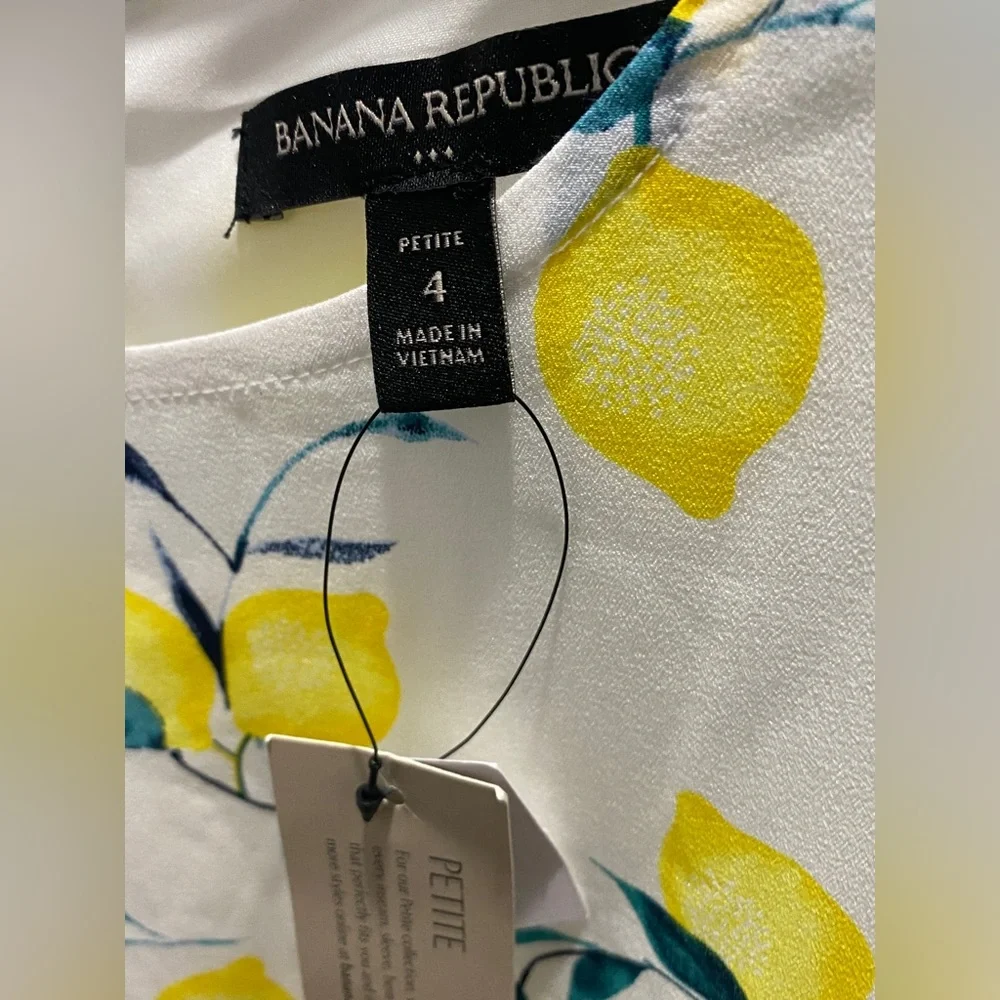 Banana Republic lemon print ruffle dress. - Picture 6 of 9